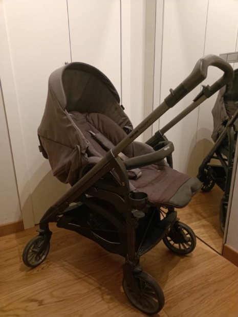 Inglesina Trilogy City + base isofix+ borsa